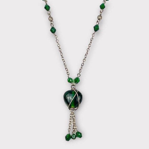 Vintage Jewelry - Vintage Glass Beaded Necklace